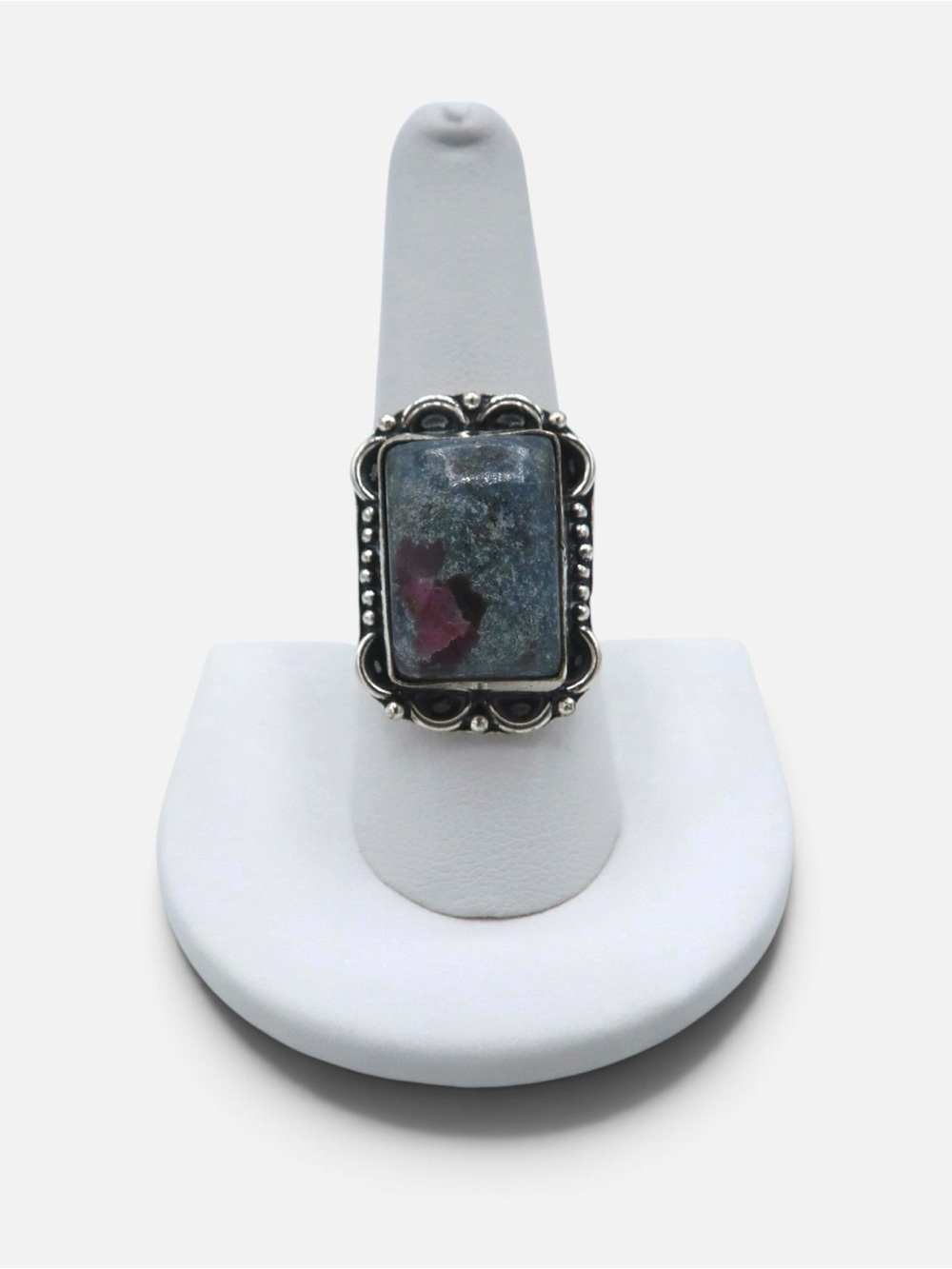 VINTAGE RARE RUBY ZOISITE RING - Picture 3 of 3